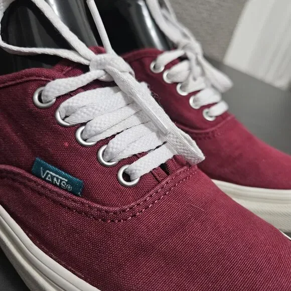 VANS Women's Burgundy Canvas Lace Up Low Top Skate Shoes Size 7.5 - Picture 7 of 9